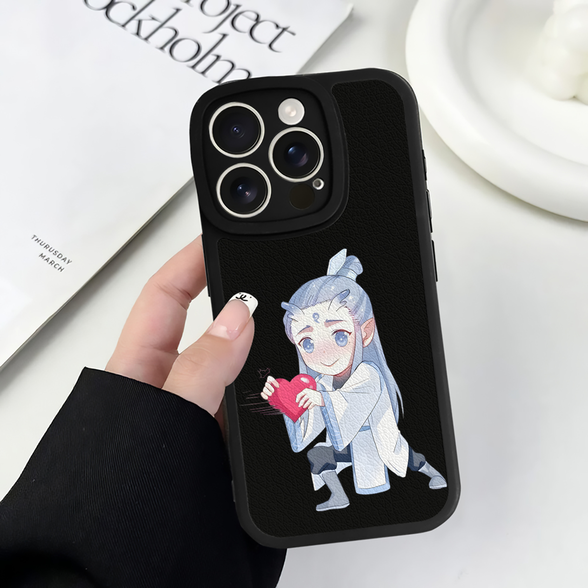 （画像用） Ne Zha 2 ナタ 魔童の大暴れ 【iPhone 16シリーズ対応】シリコンスマホケース（レザー調） 材質：シリコン
